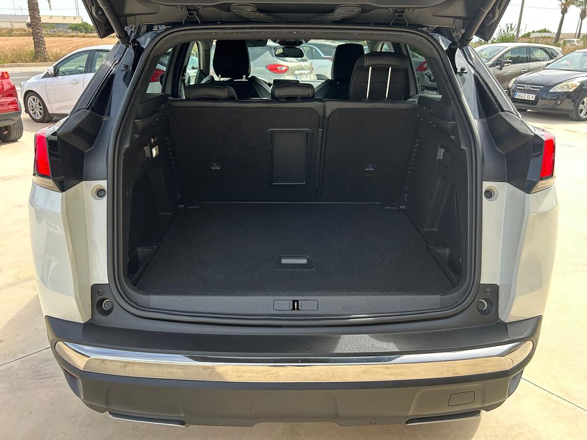 PEUGEOT 3008 GT LINE 1.2 E-THP AUTO SPANISH LHD IN SPAIN 41000 MILES SUPER 2019